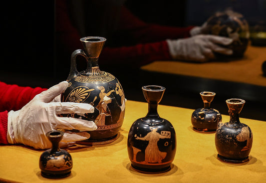 The History of Perfume: From Ancient Temples to Modern Bottles
