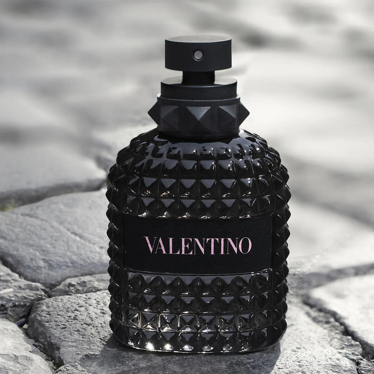 Valentino Uomo Born in Roma Rockstud Noir