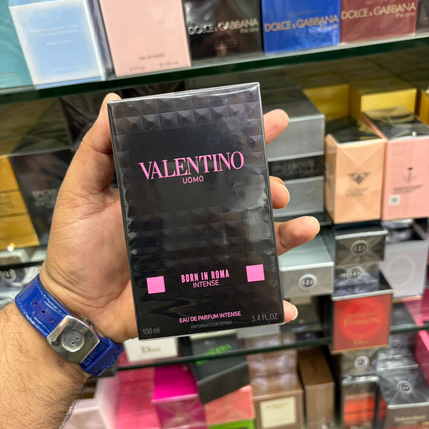 Valentino Uomo Born in Roma Intense