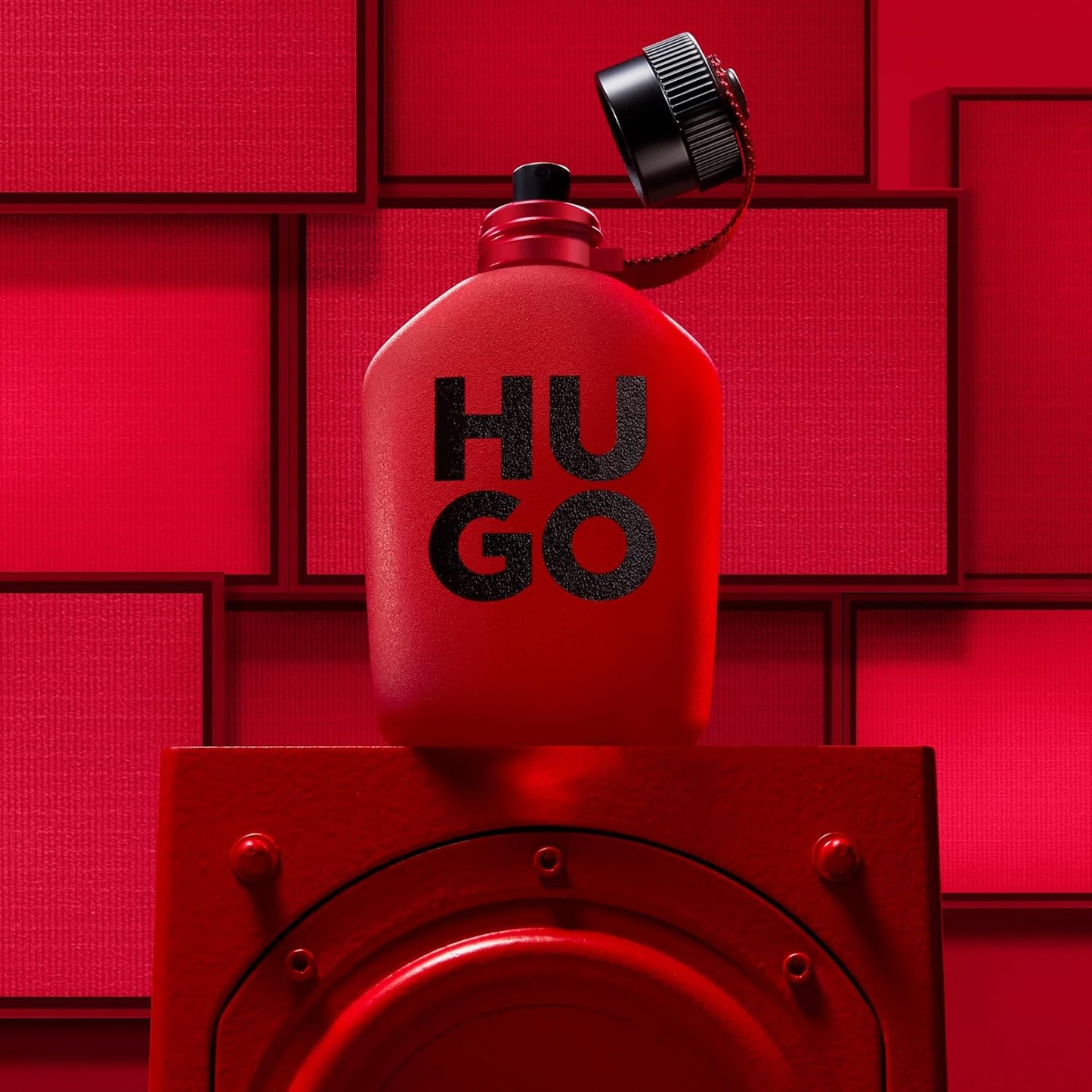 Hugo Intense