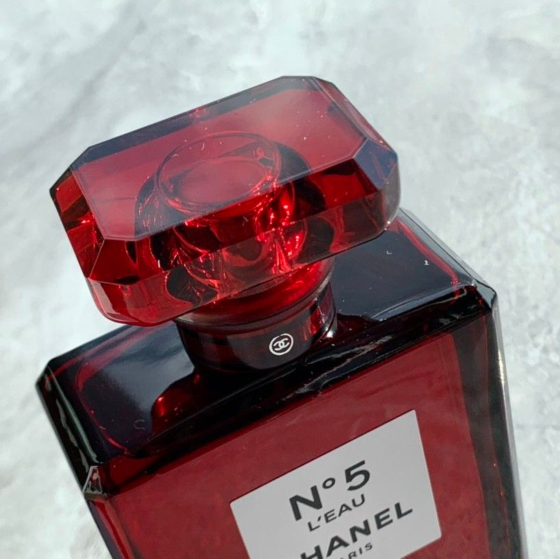 Chanel N°5 L’Eau Red Edition