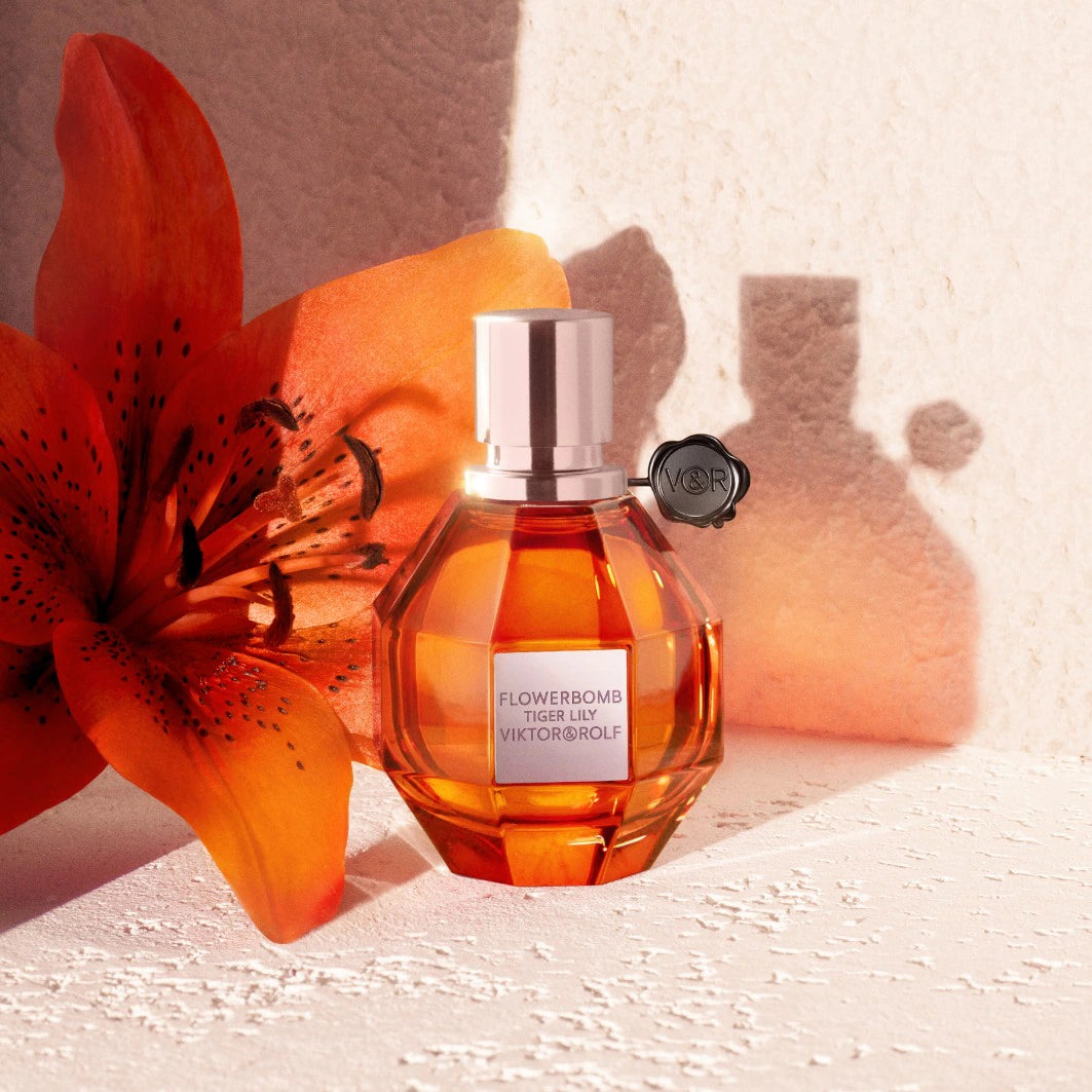 V&R Flowerbomb Tiger Lily